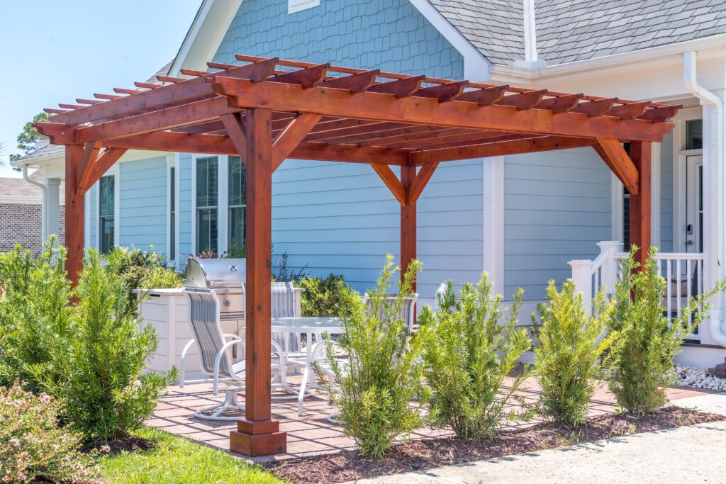 outdoor pergola shade structure in backyard